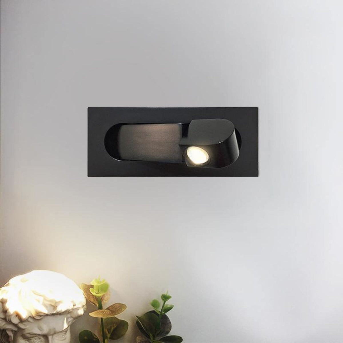 Modern Aluminum Wall Sconce for Bedroom and Living Room