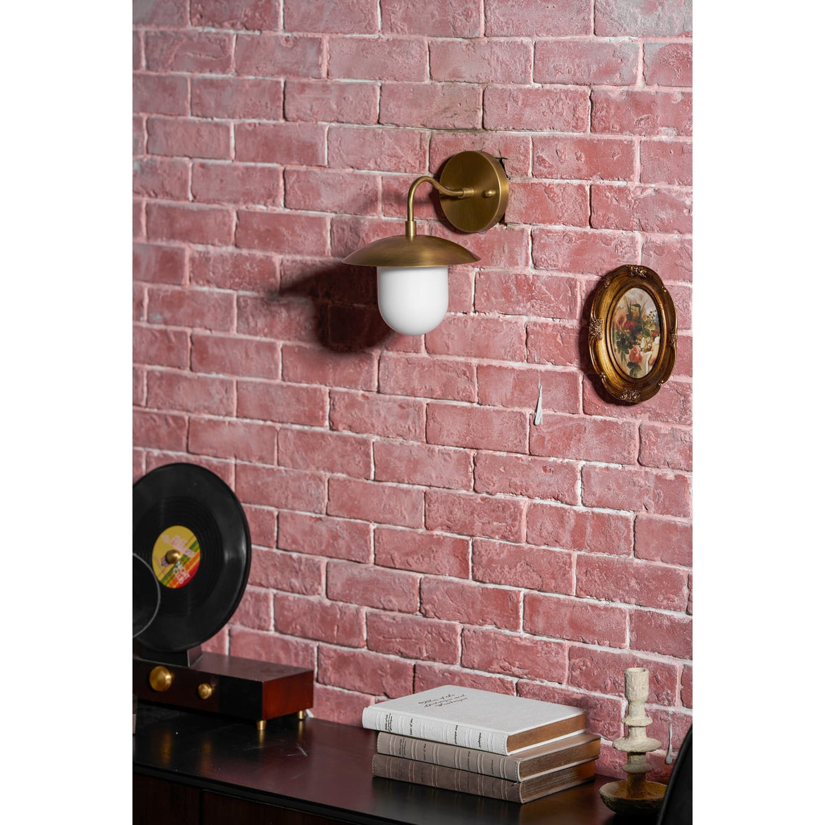 Modern Brass Wall Sconce for Living Room and Bedroom