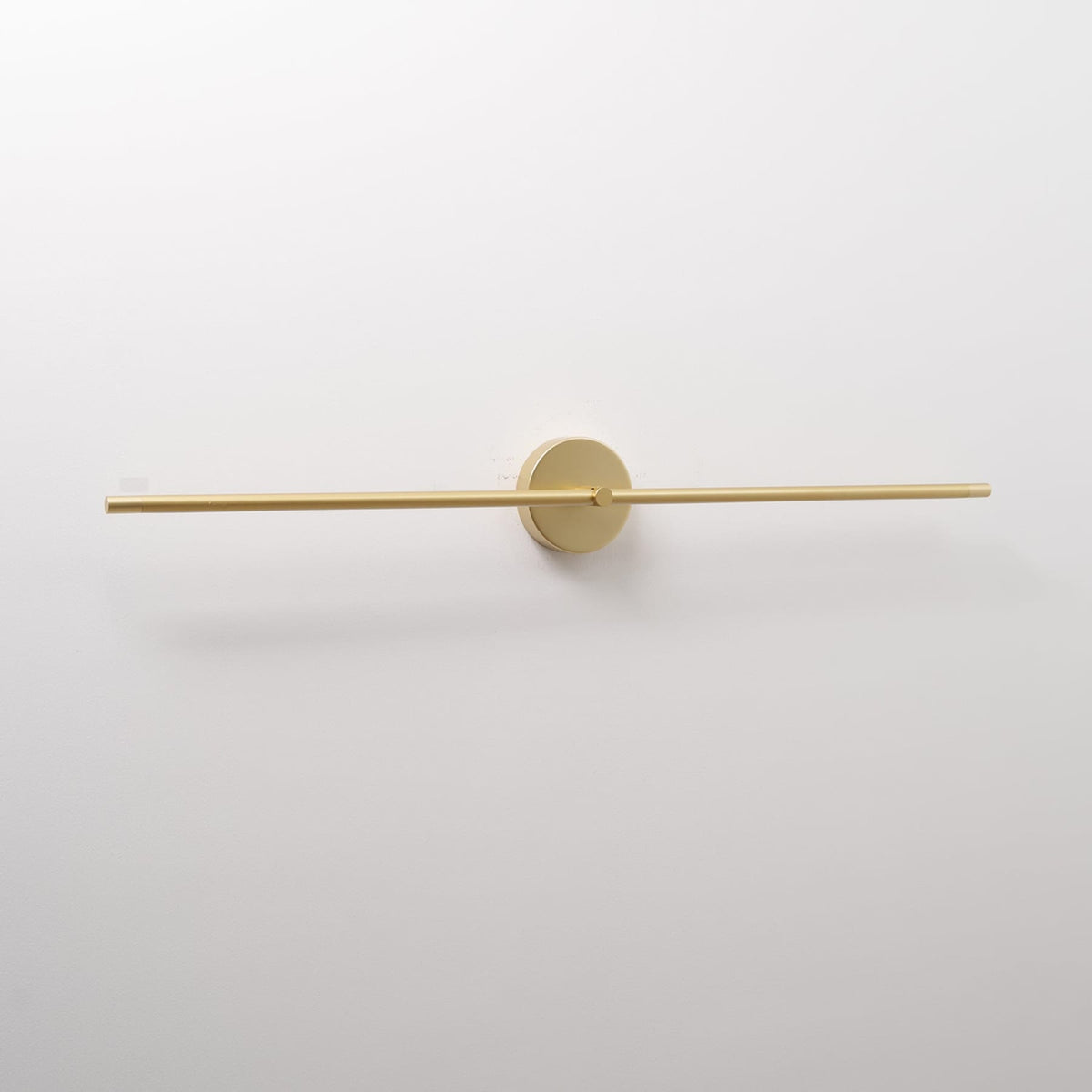 Minimalist Metal Linear Wall Sconce With Warm LED Glow