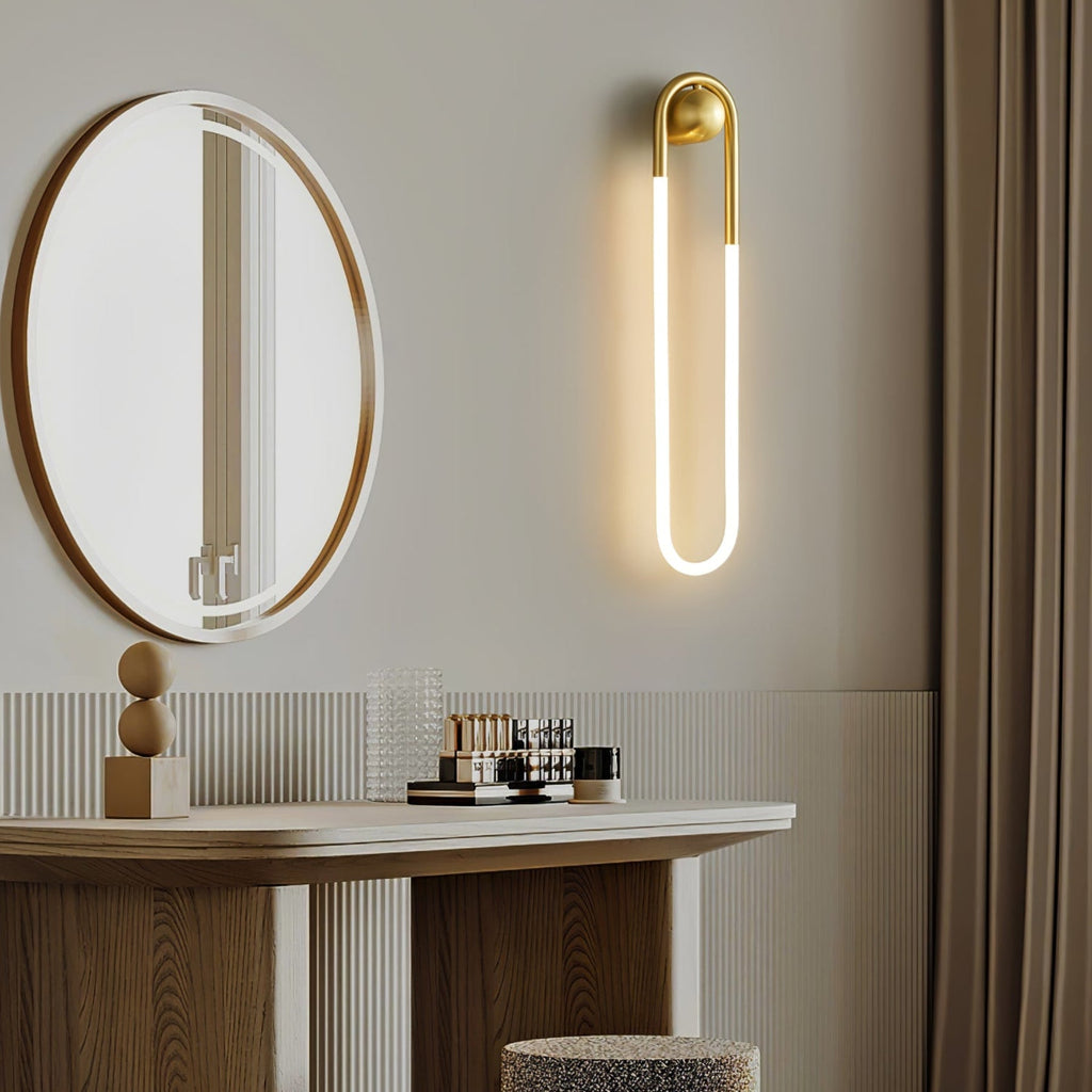 Minimalist Metal Wall Sconce for Living Room and Bedroom