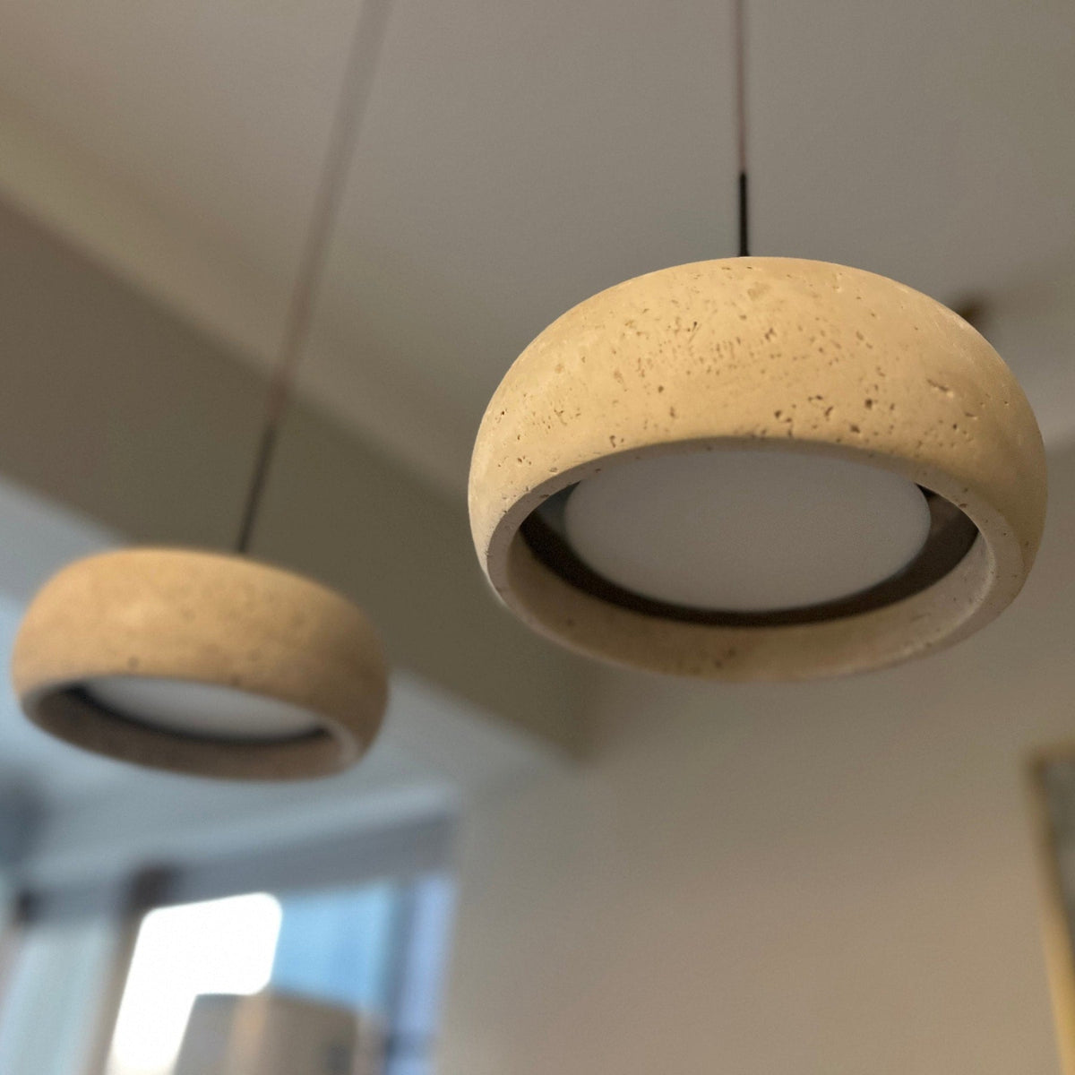 Modern Travertine Stone Pendant Light With Dimmable Remote Control