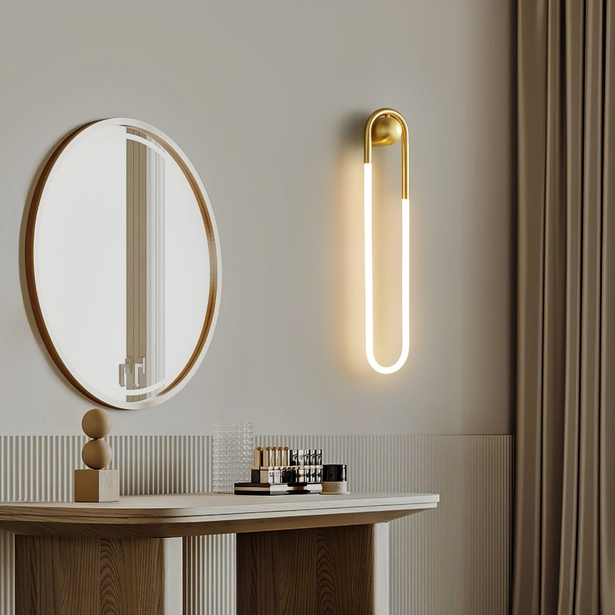 Minimalist Metal Wall Sconce for Living Room and Bedroom