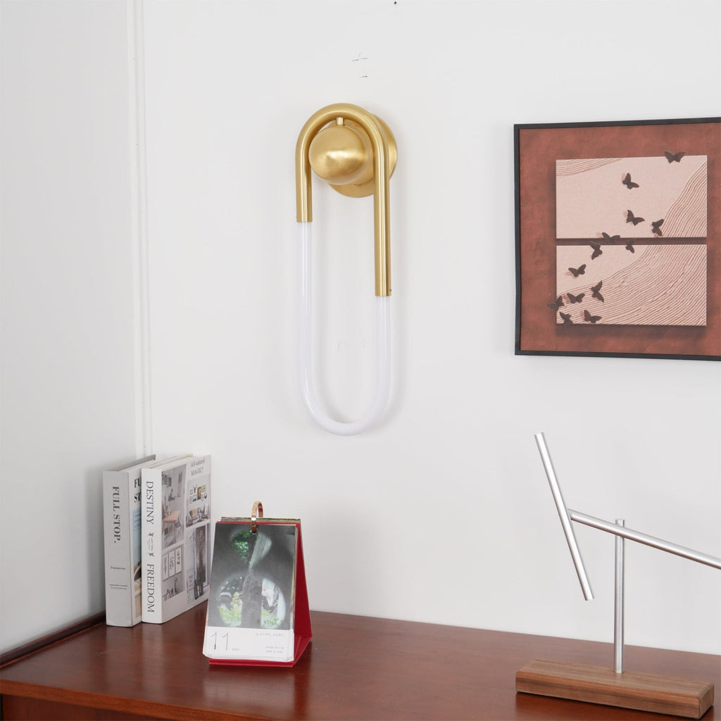Minimalist Metal Wall Sconce for Living Room and Bedroom