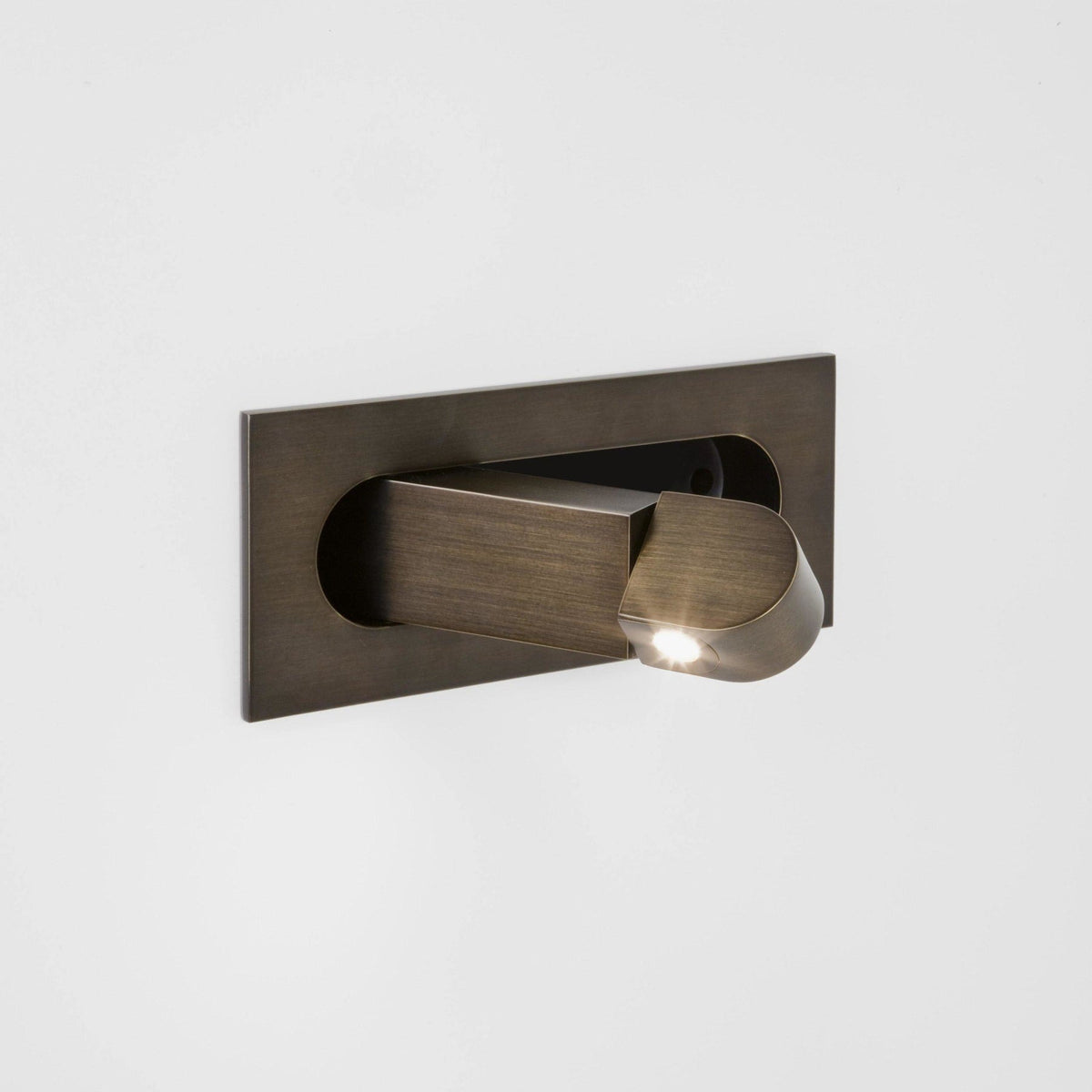 Modern Aluminum Wall Sconce for Bedroom and Living Room