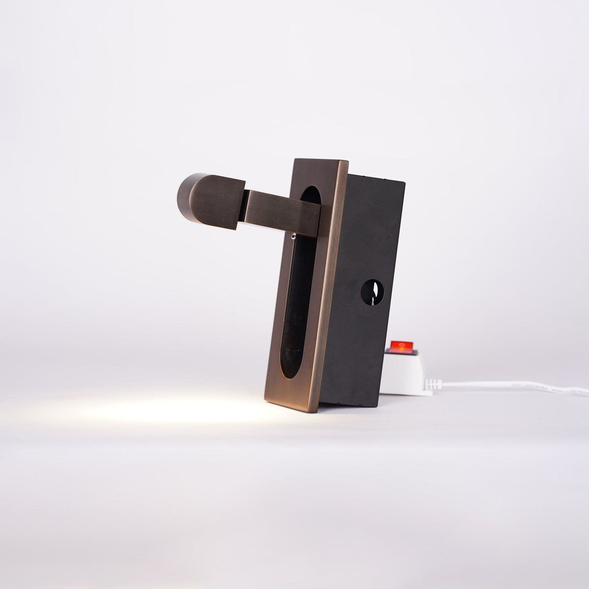 Modern Aluminum Wall Sconce for Bedroom and Living Room