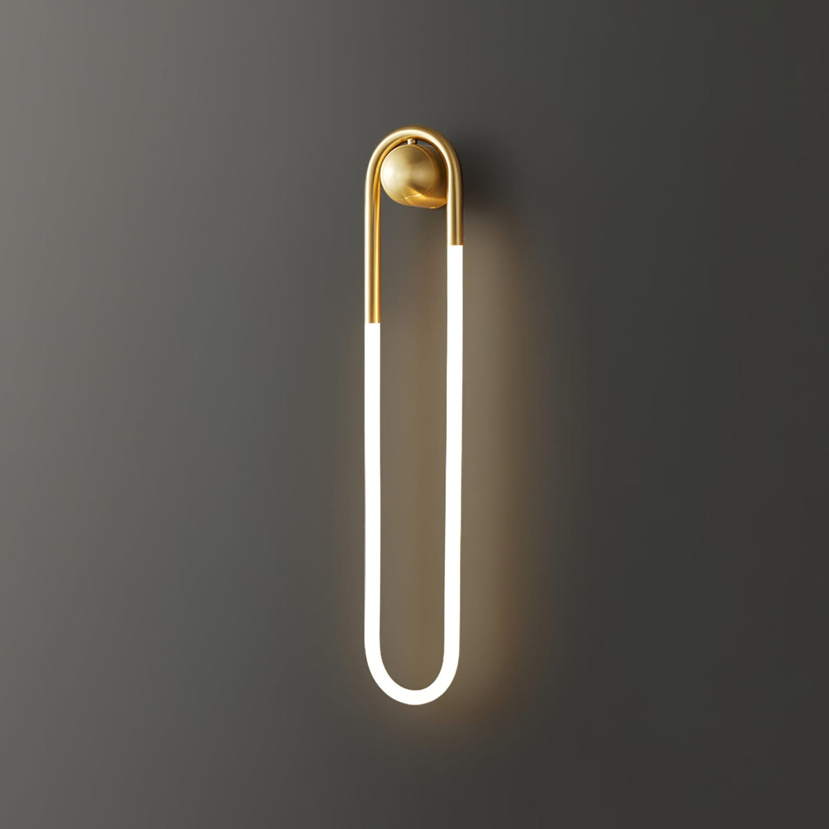 Minimalist Metal Wall Sconce for Living Room and Bedroom