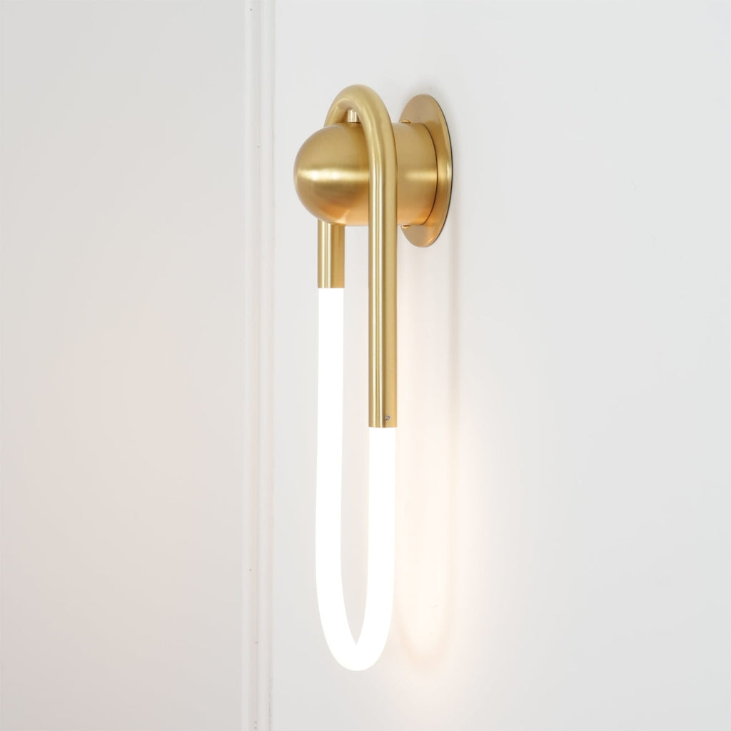 Minimalist Metal Wall Sconce for Living Room and Bedroom