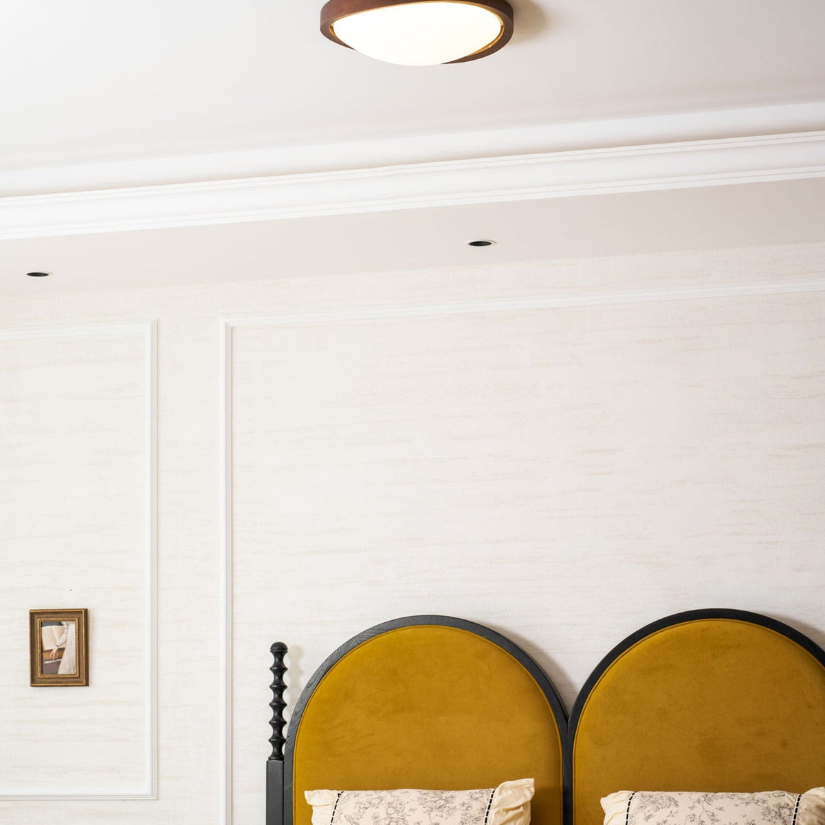 Modern Wood-Effect Fabric Flush Mount Ceiling Light With Tri-Color Glow