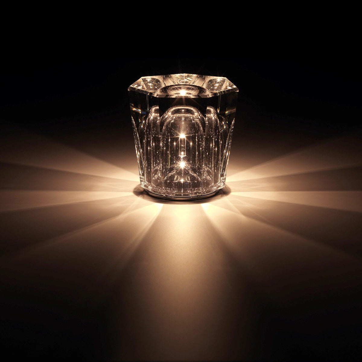 Diamond-Cut Crystal Table Lamp With Faceted Prism Shade