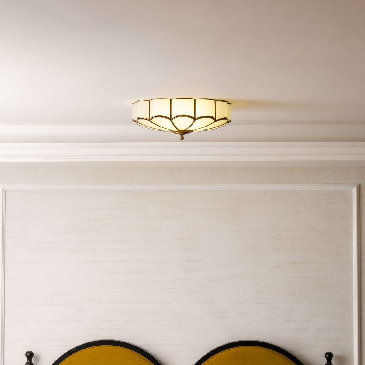Flower-Shape Glass Flush Mount Ceiling Light With Petal Shade