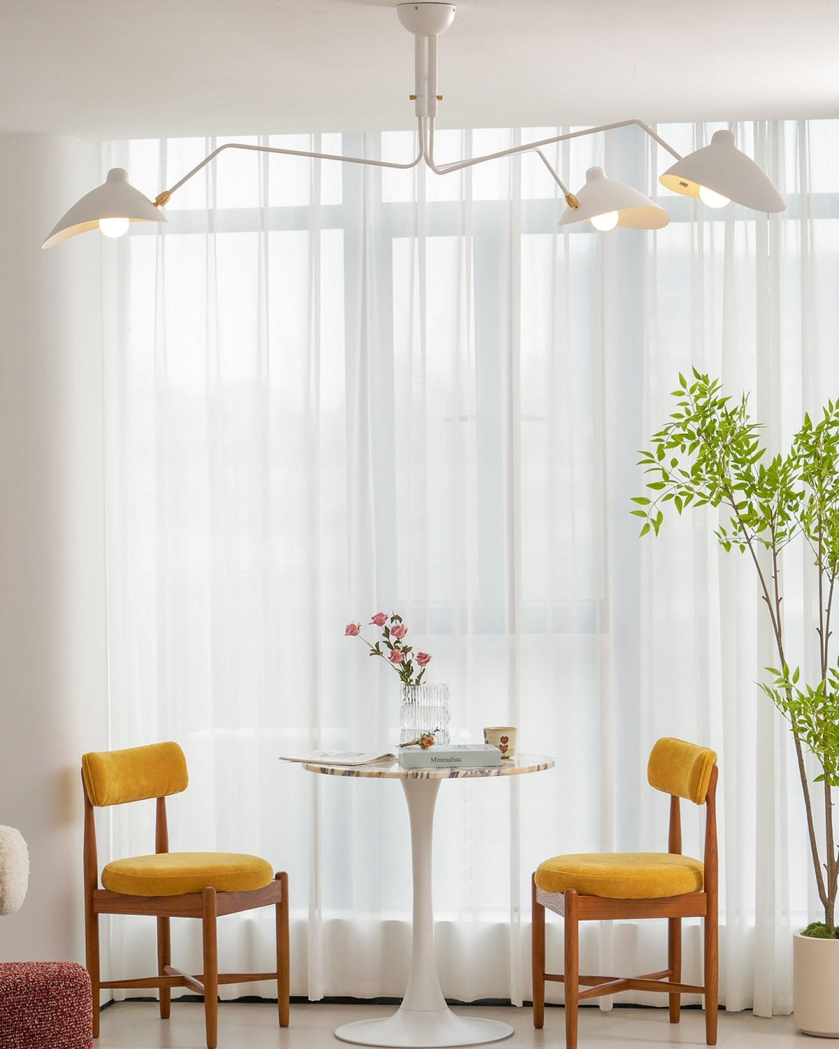 3-Arm Ceiling Light With Pivot Shades