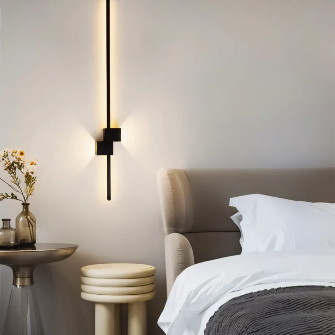 Modern Linear LED Wall Sconce With Up And Down Glow